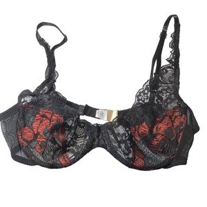 Vintage Victoria’s Secret Lace Bra 36B